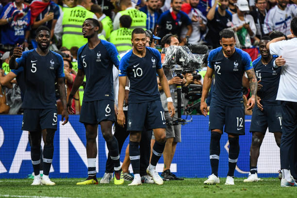 某种程度上 某种程度上