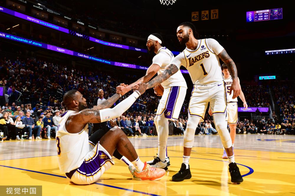 球队的斗争 球队的斗争